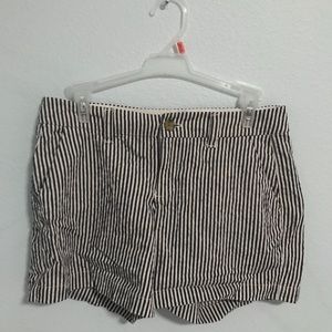 Old Navy Seersucker Shorts in Navy